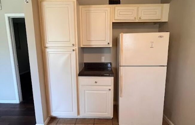 1 bed, 1 bath, 525 sqft, $1,030, Unit 206