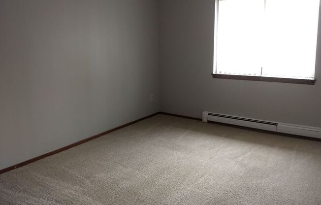 6500 6520 HOWARD AVE