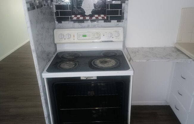 1 bed, 1 bath, 550 sqft, $750, Unit Unit 1