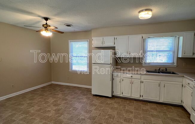 5675 LIVINGSTON DR