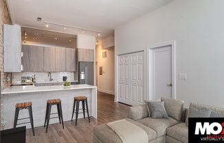 683 N Milwaukee Ct 404
