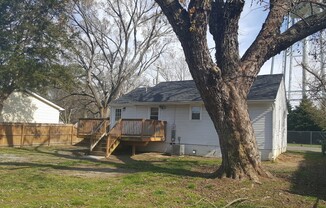 3 beds, 1 bath, $1,650