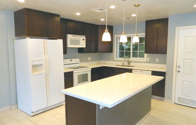 Lakes community rental in Tempe 2 bed / 2 bath