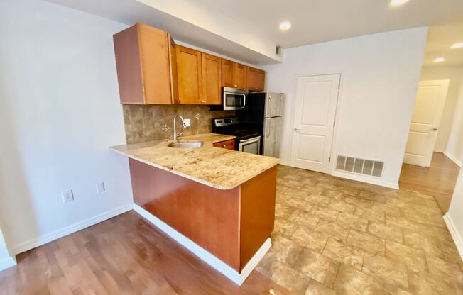 1 bed, 1 bath, $1,600, Unit 1st Floor