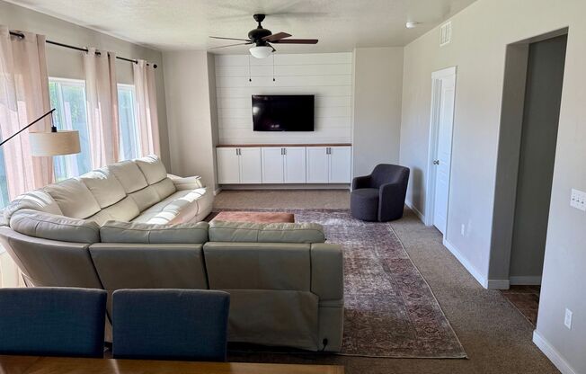 4 Bedroom with 3 Car Garage in Meridian