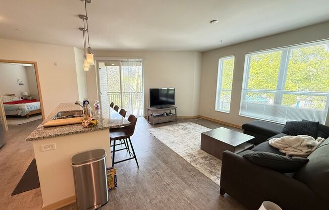 2 beds, 2 baths, 1,029 sqft, $2,525, Unit Unit 217