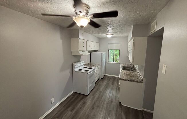 3 beds, 1 bath, 1,100 sqft, $1,197, Unit 2317-8C