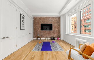 575 6 AVE