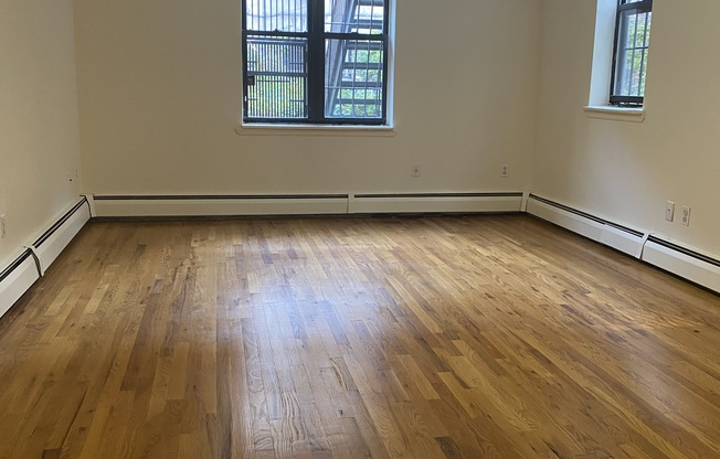 534 W 150 ST