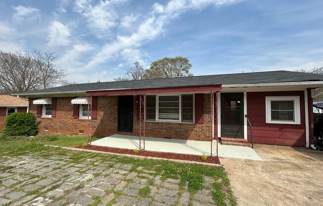 42 Washington Rd: 3BD, 1.5BA, 4-Sided Brick Ranch Home with Fenced-In Yard less than 3 miles from I-75 for Rent in McDonough! AVAILABLE APRIL 2024!