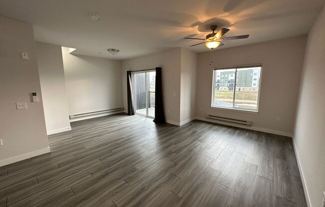 2 beds, 2.5 baths, 1,311 sqft, $1,995, Unit 2515-320