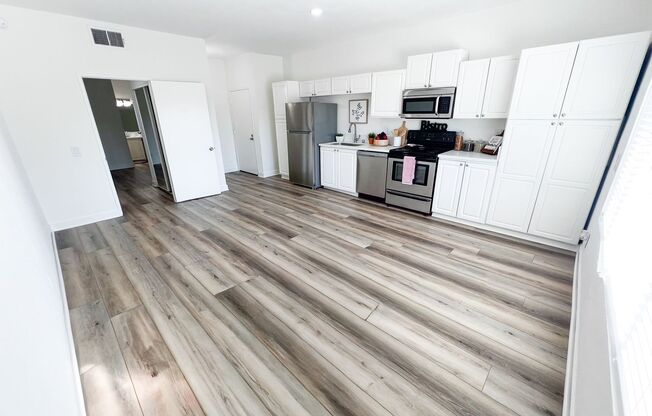 1 bed, 1 bath, 620 sqft, $1,995, Unit 0232