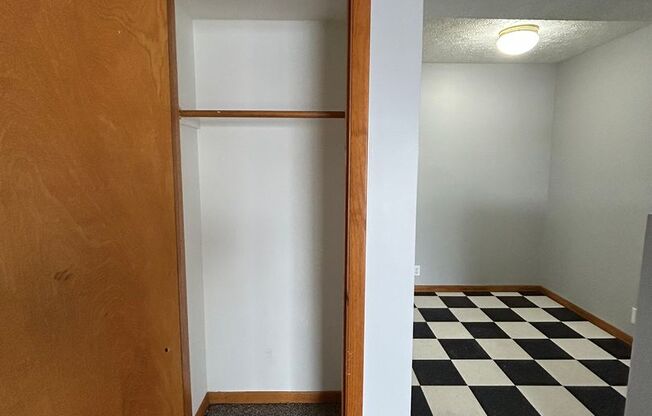 Rue Charles Apartments (4315 Charles St.)