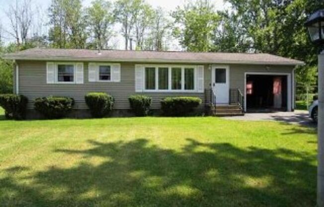Ranch Style home for rent- Cicero!