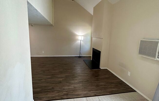 1 Bed, 1 Bath Loft Condo in La Mesa!