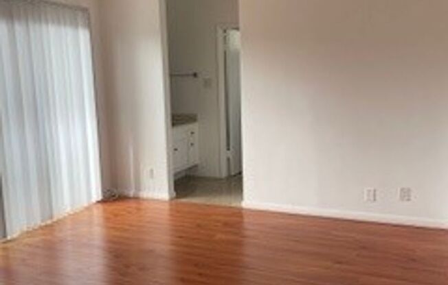 2 beds, 2 baths, $3,195, Unit 104