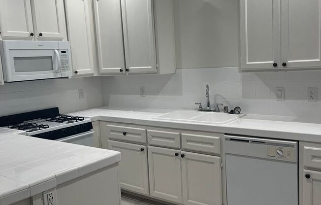 Beautiful 3 Bedroom 2 Bath Home!