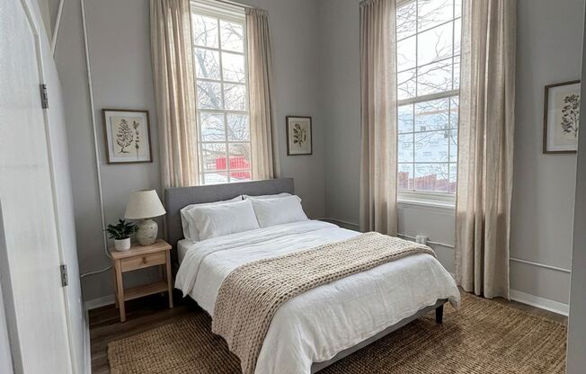 2 beds, 2 baths, 755 sqft, $1,295, Unit 302