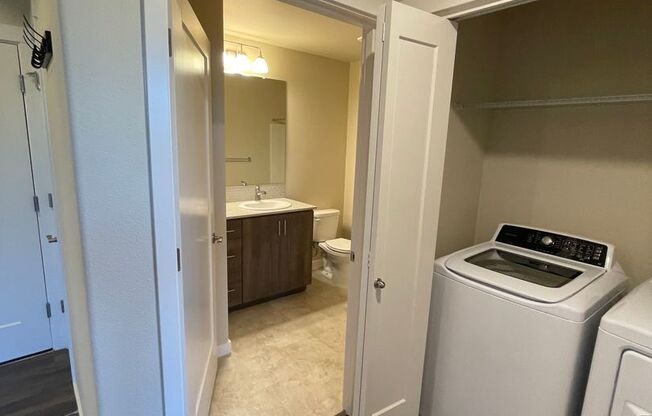 New 1BR Condo available in Bethany area