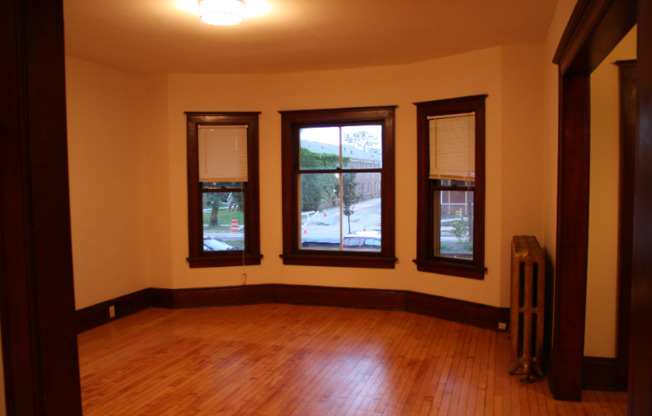 2649 N HUMBOLDT BLVD