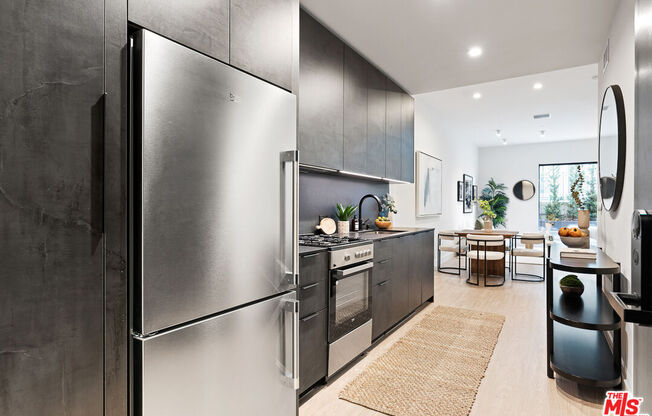 1 bed, 1 bath, 732 sqft, $3,750, Unit 603