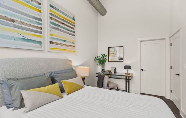 1 bed, 1 bath, 779 sqft, $2,599, Unit 412