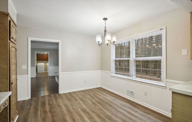 4 beds, 2.5 baths, $2,575, Unit Unit A