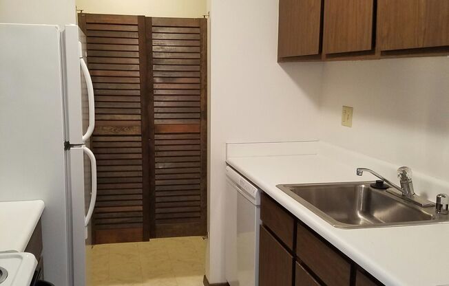 1 bed, 1 bath, 720 sqft, $994, Unit D301