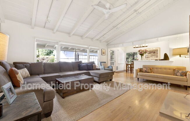 4239 GREENBUSH AVE