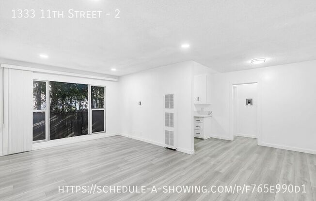 1333 11 ST