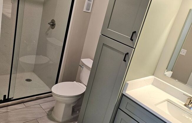 2 beds, 2 baths, 1,218 sqft, $1,350, Unit Neptune 203