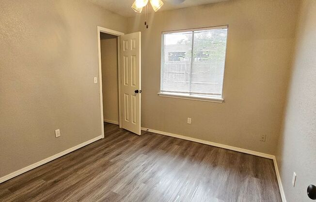 3 beds, 2 baths, 1,200 sqft, $1,450, Unit 518