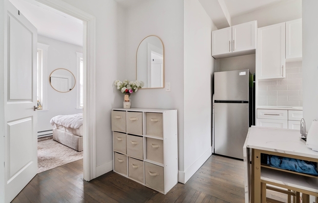 2 beds, 1 bath, 506 sqft, $3,925, Unit 25