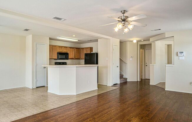 3 beds, 2.5 baths, $1,950