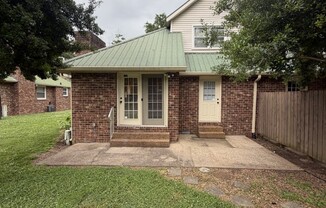 1232 HAMILTON DR