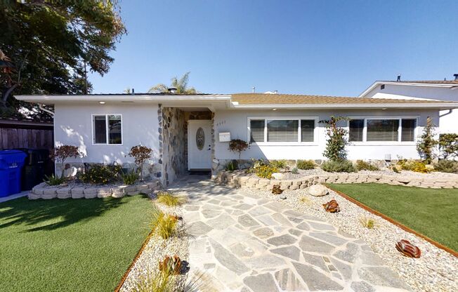 4BD 2BR, Separate Backyard