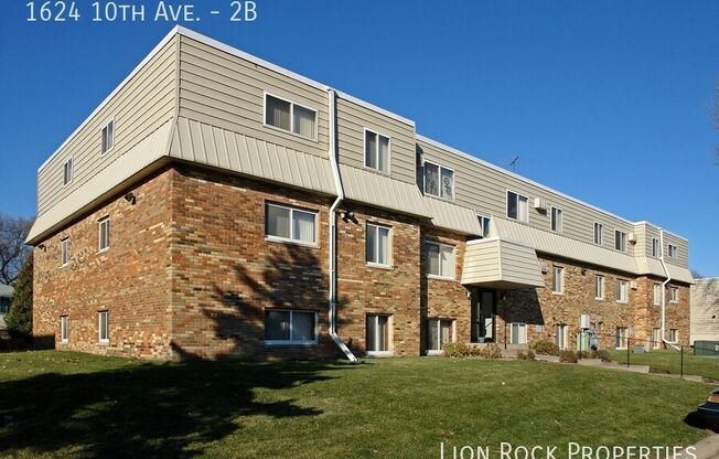 1624 10 AVE
