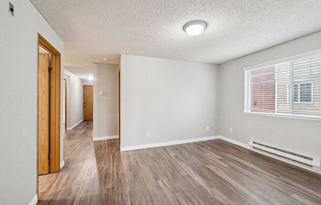 3 beds, 2 baths, 643 sqft, $2,000, Unit A306
