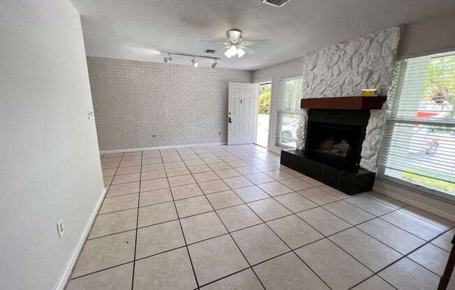 3 beds, 2 baths, $2,800