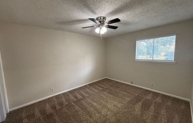 2 beds, 1 bath, 826 sqft, $950, Unit 1619