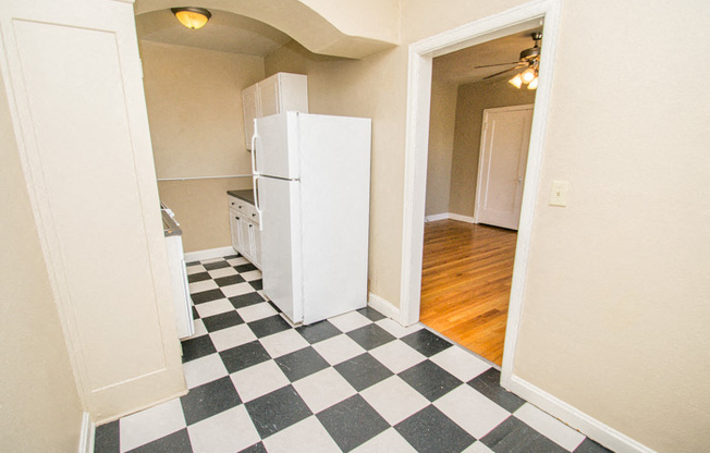 1 bed, 1 bath, $1,295