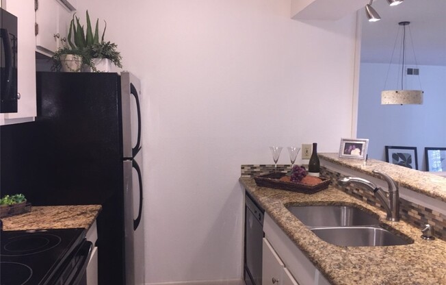 6501 E HL DR