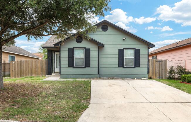 Recently Updated 4-Bedroom Home in Northside ISD