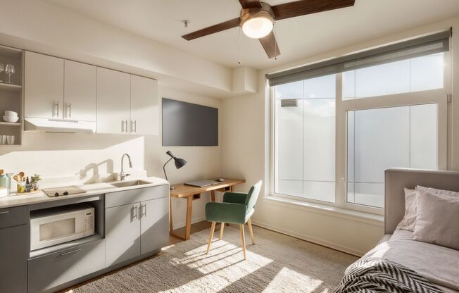 Studio, 1 bath, 252 sqft, $1,050, Unit 606