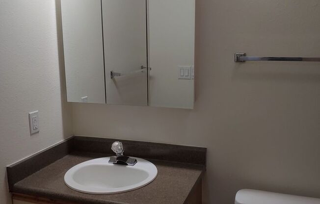 1 bed, 1 bath, 610 sqft, $1,575, Unit A205