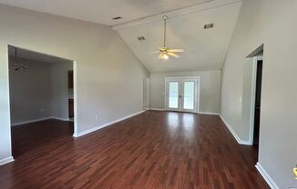 3 beds, 2 baths, $1,700