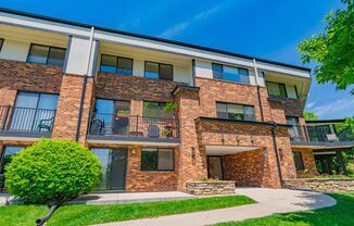 Wingra West Apartments