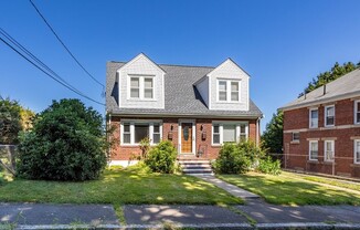 17 BENSON AVE