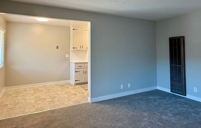 Updated 1 Bedroom 1 Bath Upstairs Apartment in West San Jose