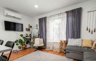 1 bed, 1 bath, $2,200, Unit 2